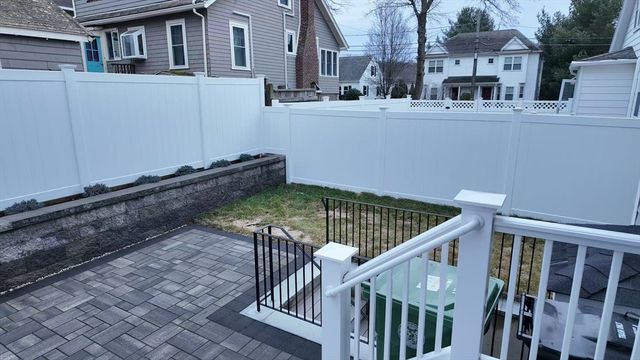 33 Hovey St 33, Watertown, MA 02472