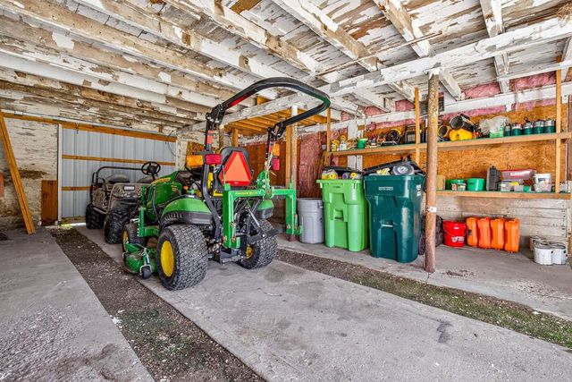 E8582 MECHANIC STREET, New London, WI 54961