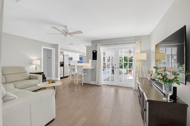 4690 PALO VERDE Drive, Boynton Beach, FL 33436