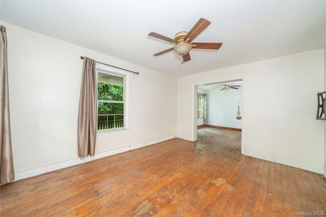 91 Columbia Avenue, Hartsdale, NY 10530