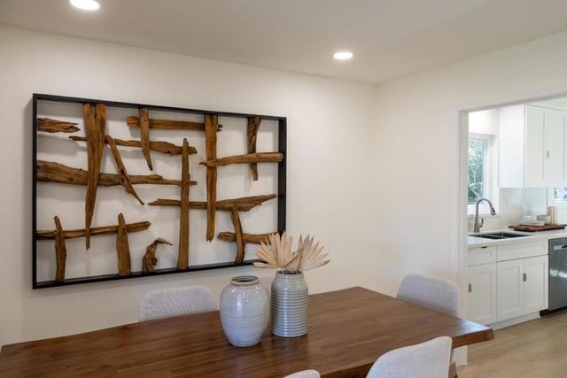 833 Hierra Court, Los Altos, CA 94024