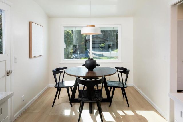 833 Hierra Court, Los Altos, CA 94024