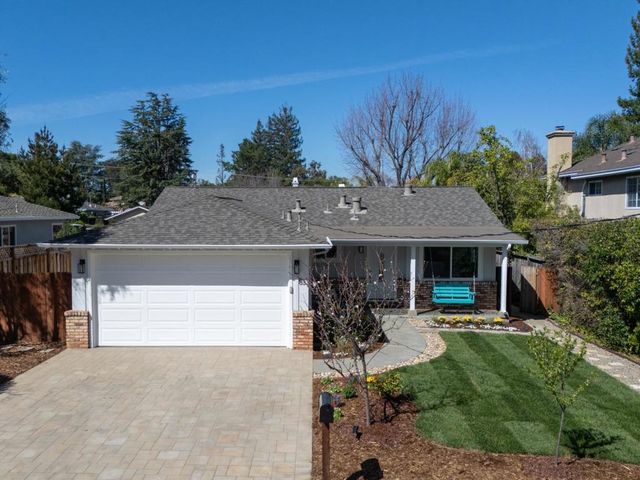 833 Hierra Court, Los Altos, CA 94024