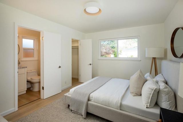 833 Hierra Court, Los Altos, CA 94024