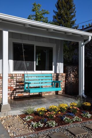 833 Hierra Court, Los Altos, CA 94024