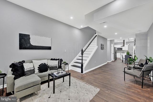 3031 OAKLEY AVE, Baltimore, MD 21215