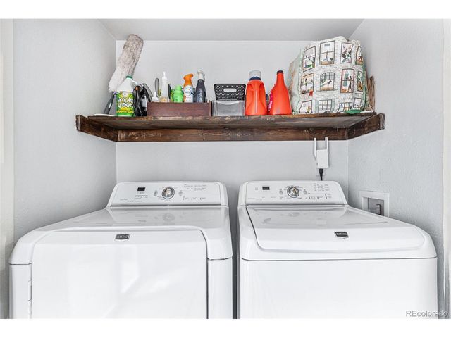 1701 S Pitkin St, Aurora, CO 80017