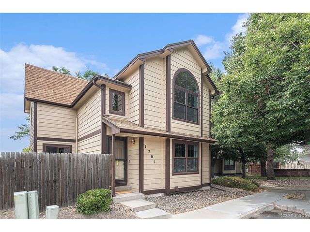 1701 S Pitkin St, Aurora, CO 80017