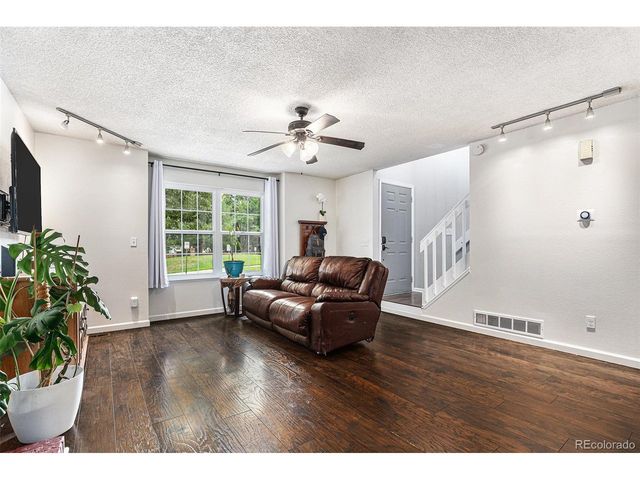 1701 S Pitkin St, Aurora, CO 80017