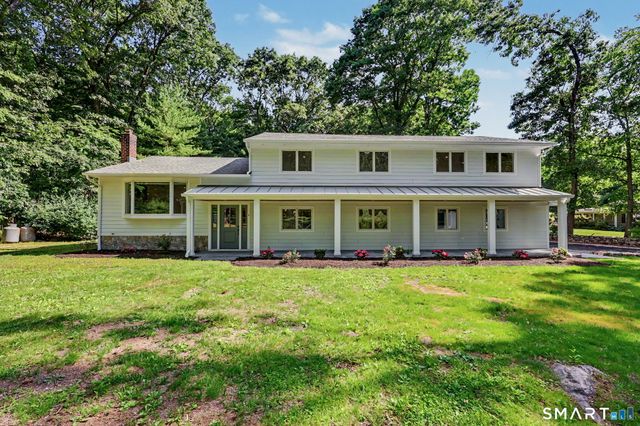 8 Live Oak Road, Norwalk, CT 06851