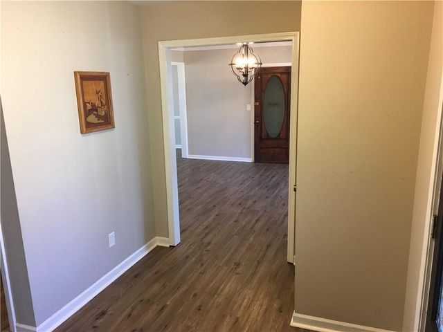 111 Southfork Road, Lansing, KS 66043