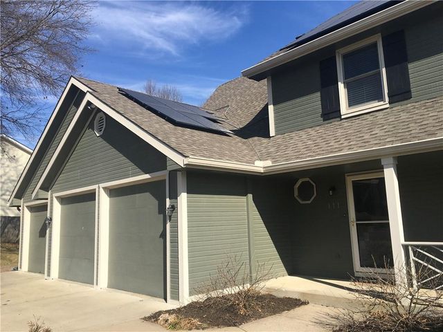 111 Southfork Road, Lansing, KS 66043