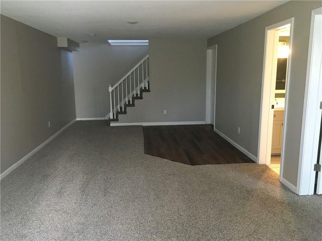 111 Southfork Road, Lansing, KS 66043