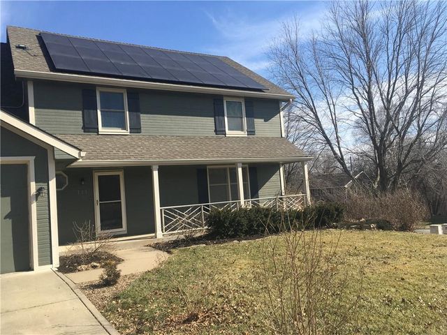 111 Southfork Road, Lansing, KS 66043