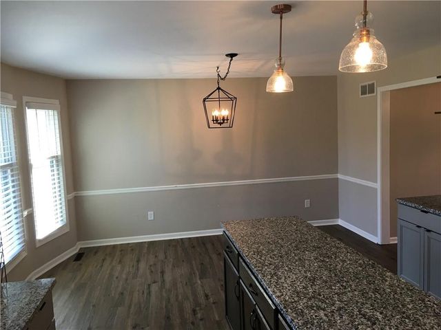 111 Southfork Road, Lansing, KS 66043