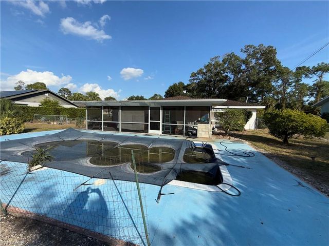 117 Robert AVE, Lehigh Acres, FL 33936