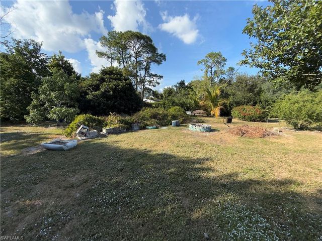 117 Robert AVE, Lehigh Acres, FL 33936