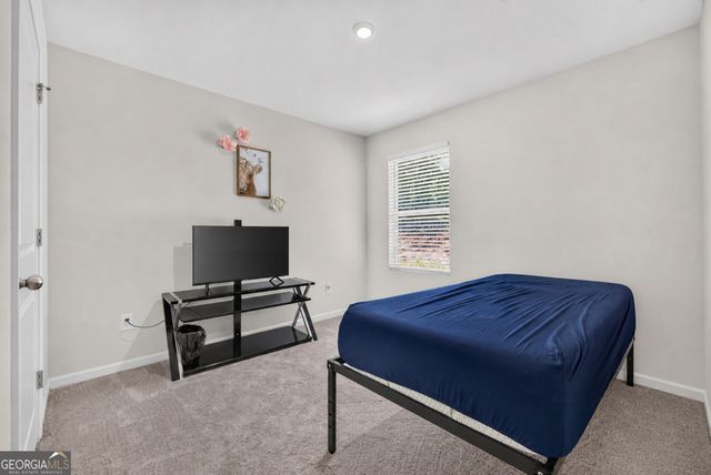 121 Red Oak Drive, Barnesville, GA 30204