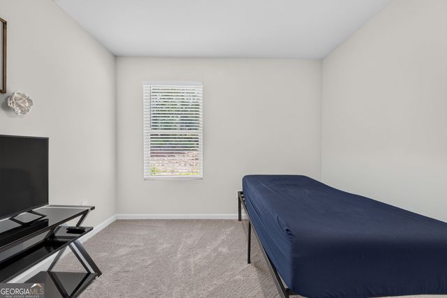 121 Red Oak Drive, Barnesville, GA 30204
