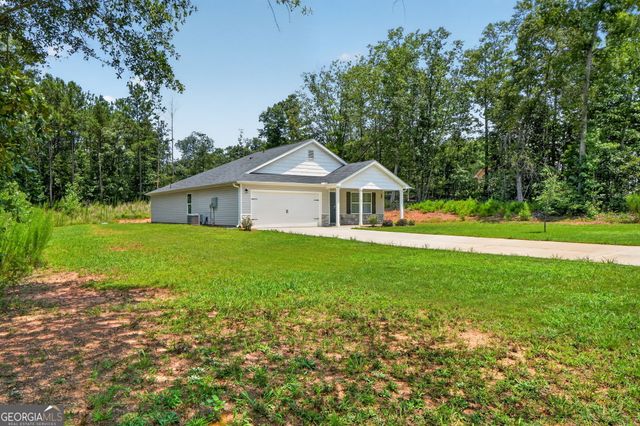 121 Red Oak Drive, Barnesville, GA 30204