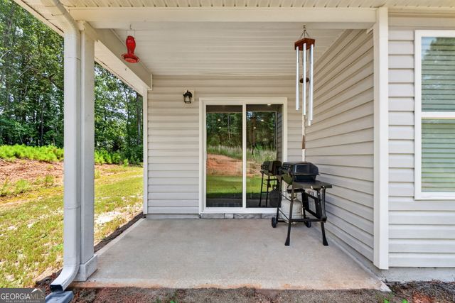 121 Red Oak Drive, Barnesville, GA 30204