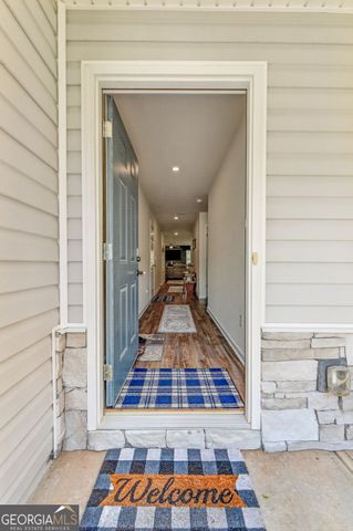 121 Red Oak Drive, Barnesville, GA 30204