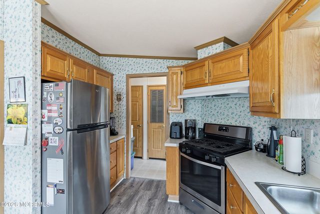 523 Momosa Drive, Whiting, NJ 08759