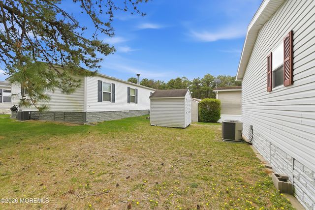 523 Momosa Drive, Whiting, NJ 08759