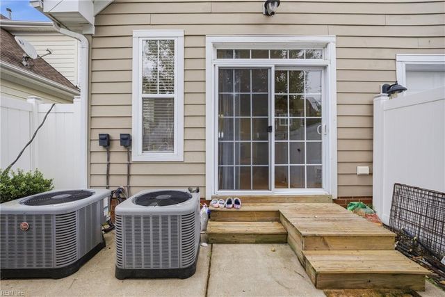 1717 Briarfield RD, Hampton, VA 23669