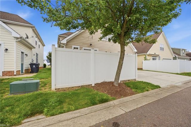 1717 Briarfield RD, Hampton, VA 23669