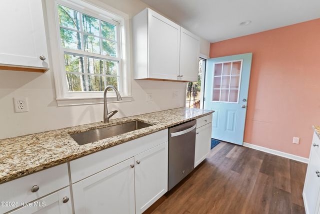 614 Saint Johns Church Road, Hampstead, NC 28443