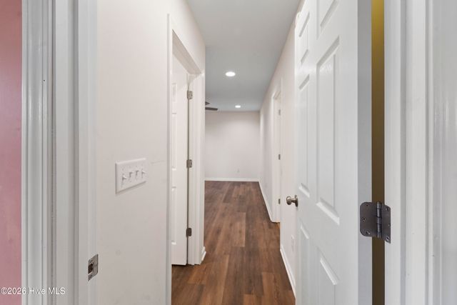 614 Saint Johns Church Road, Hampstead, NC 28443