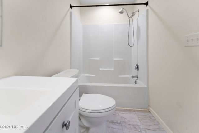 614 Saint Johns Church Road, Hampstead, NC 28443