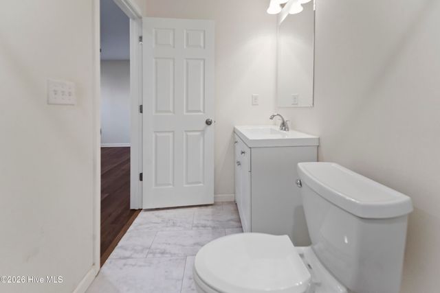 614 Saint Johns Church Road, Hampstead, NC 28443