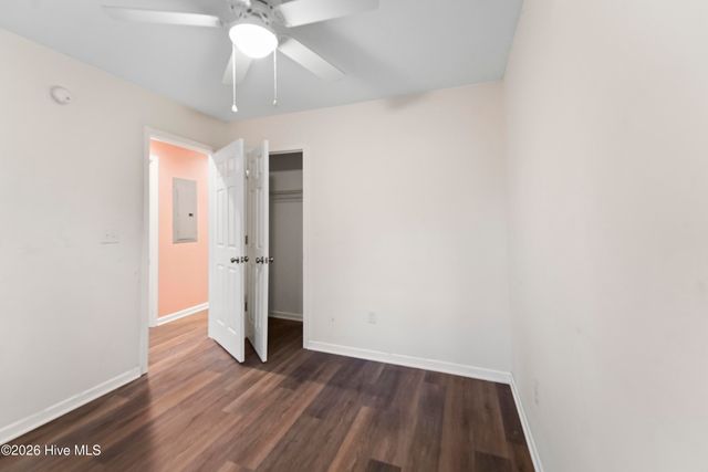 614 Saint Johns Church Road, Hampstead, NC 28443