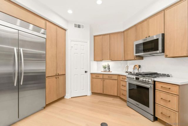 6222 Rancho Bravado, Carlsbad, CA 92009
