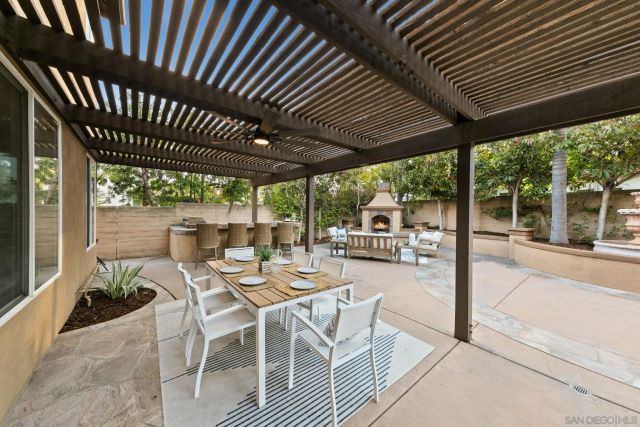 6222 Rancho Bravado, Carlsbad, CA 92009