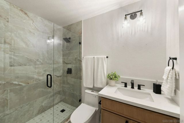 6222 Rancho Bravado, Carlsbad, CA 92009