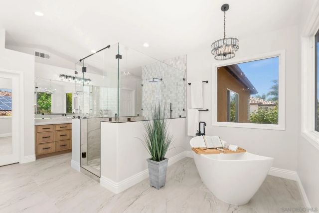 6222 Rancho Bravado, Carlsbad, CA 92009