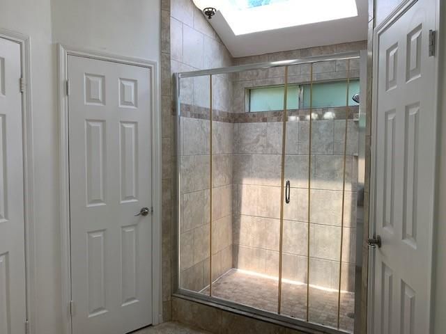 6650 Grove Field Lane, Houston, TX 77084