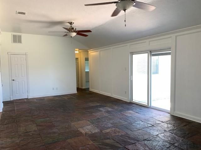 6650 Grove Field Lane, Houston, TX 77084