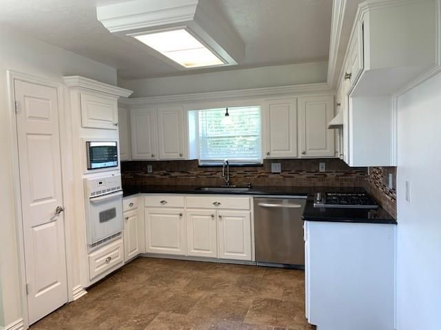 6650 Grove Field Lane, Houston, TX 77084