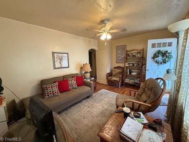 838 Palmer Lane, Winston-salem, NC 27107