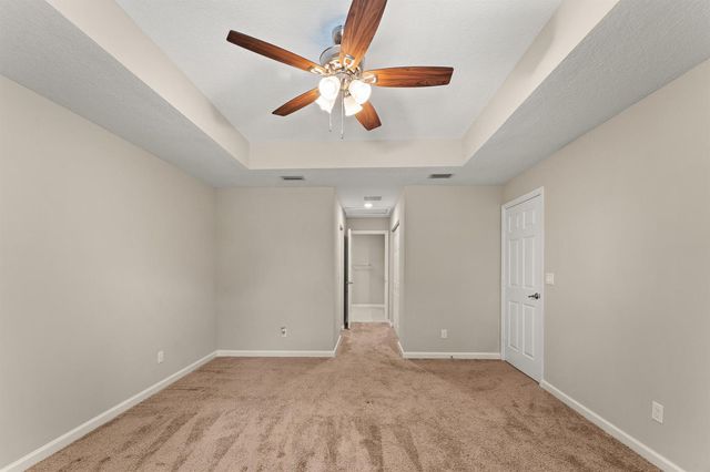 5847 NW Gillespie Avenue, Port St. Lucie, FL 34986