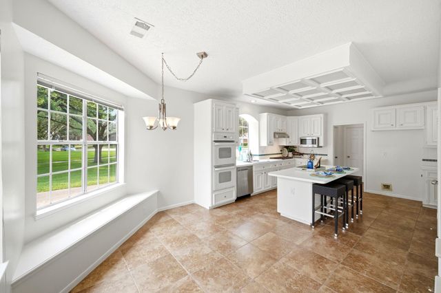 2216 Fairwater Park Drive, League City, TX 77573