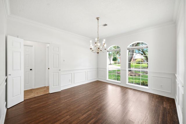 2216 Fairwater Park Drive, League City, TX 77573