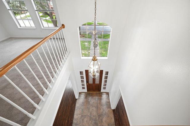 2216 Fairwater Park Drive, League City, TX 77573