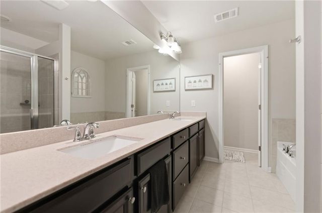 7174 Kingswood Run Drive, Atlanta, GA 30340