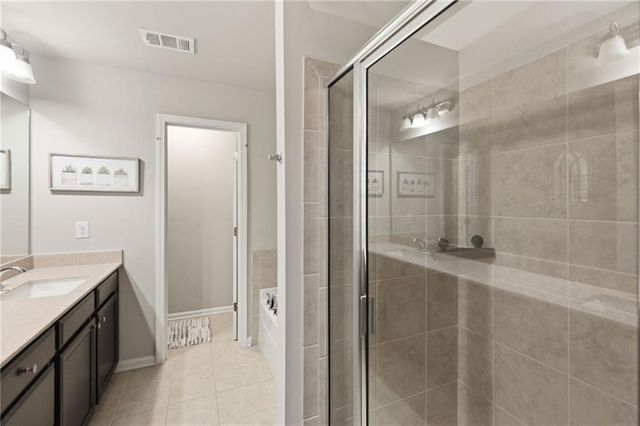 7174 Kingswood Run Drive, Atlanta, GA 30340