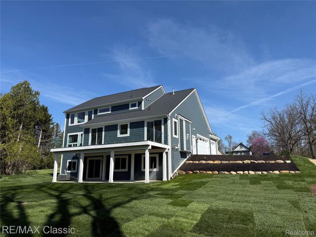 5567 Huron River Drive, Scio Township, MI 48130